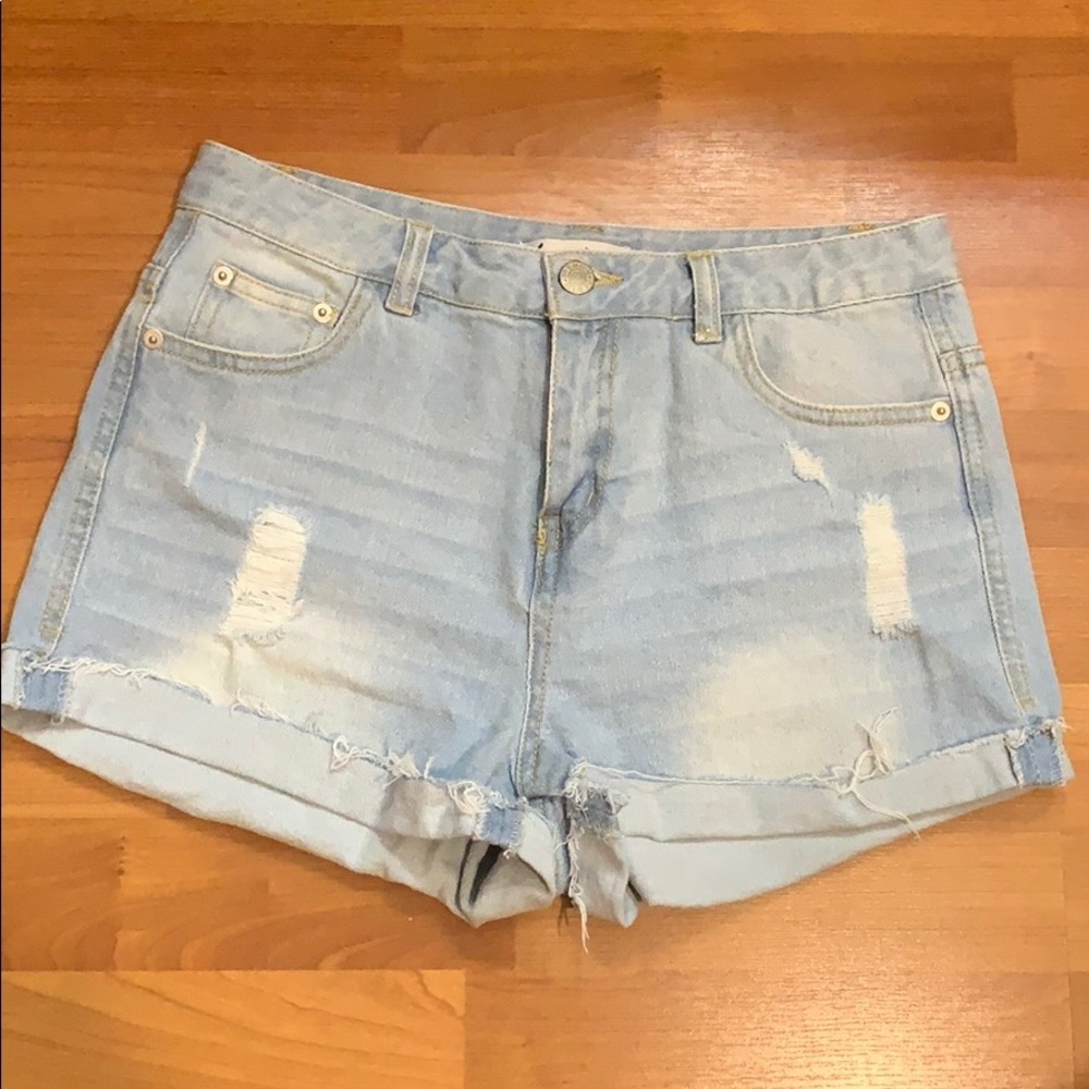 Light blue jean shorts. Size medium.